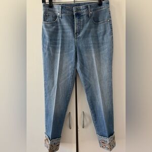 Chico’s  so slimming girlfriend slim leg ankle Jeans size 4R with floral